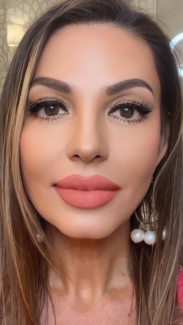 Vegan Lipstick-Long Stay, High Pigmented Colors_ Made In US with Clean Ingredients- Semmi-Matte & Glossy Finish